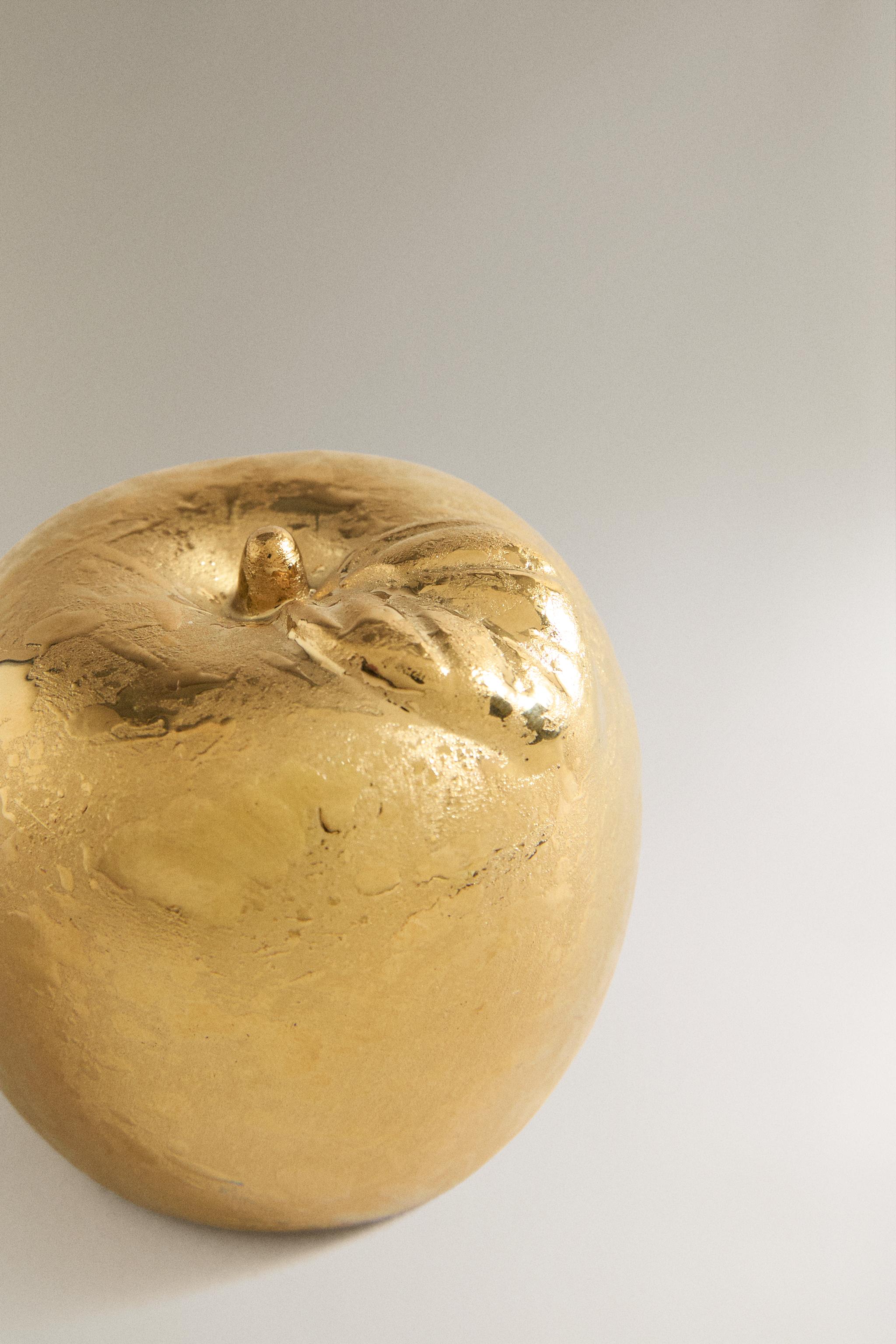 OBJET DÉCORATIF POMME | MARISA BERENSON
